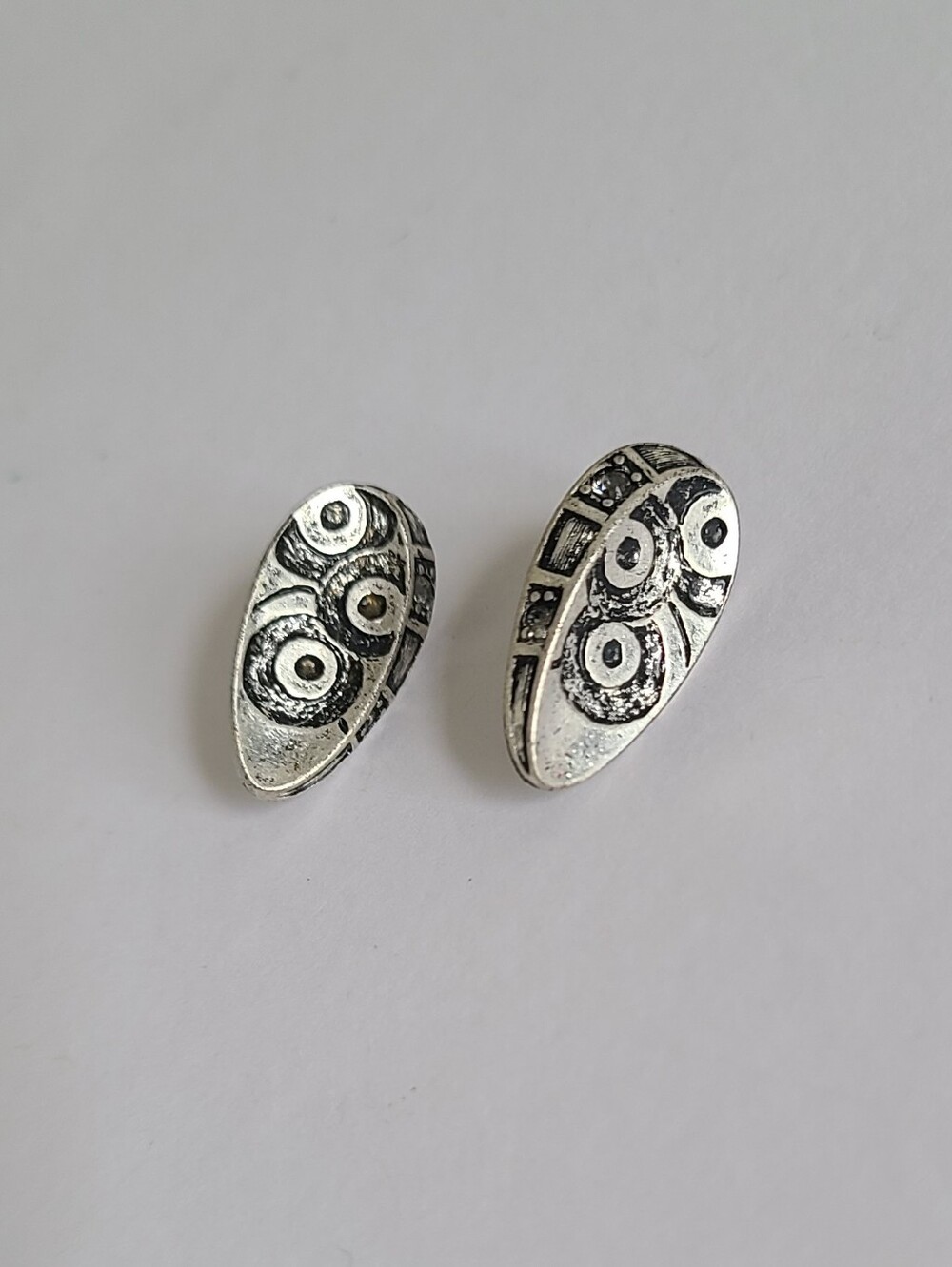 Chico's Matte Silver Tone Steampunk Futuristic Geometric Oval Stud Earrings